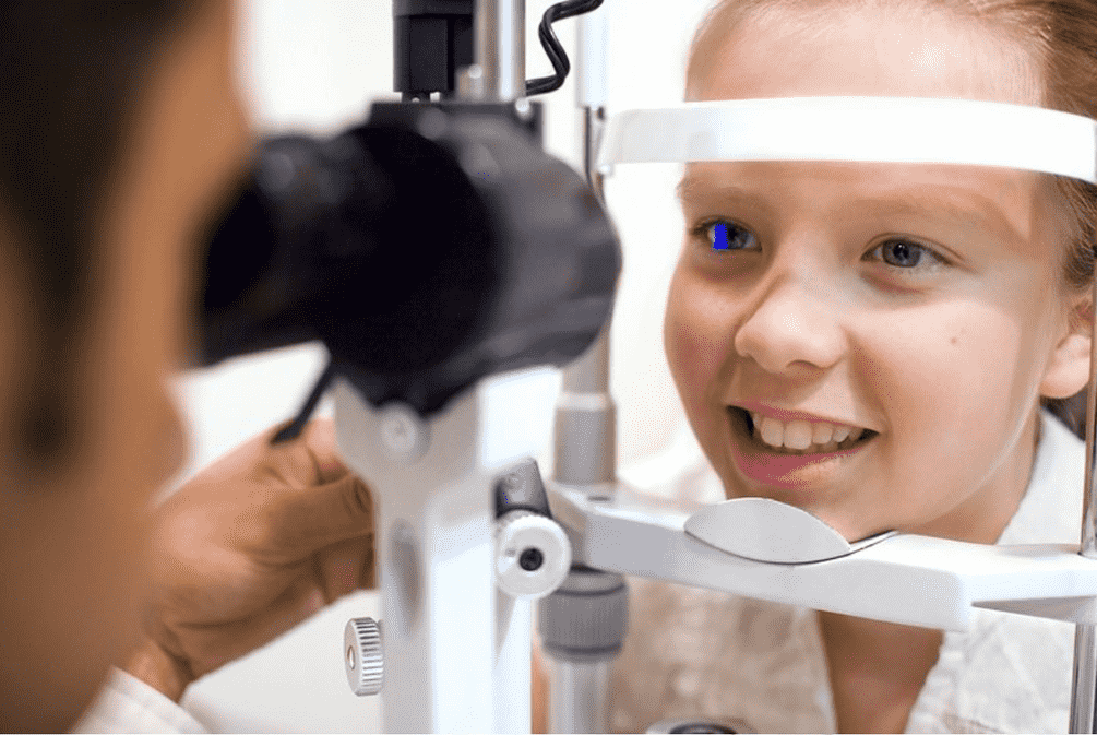 Consulta de Oftalmología en Clínica Arjona, Las Rozas